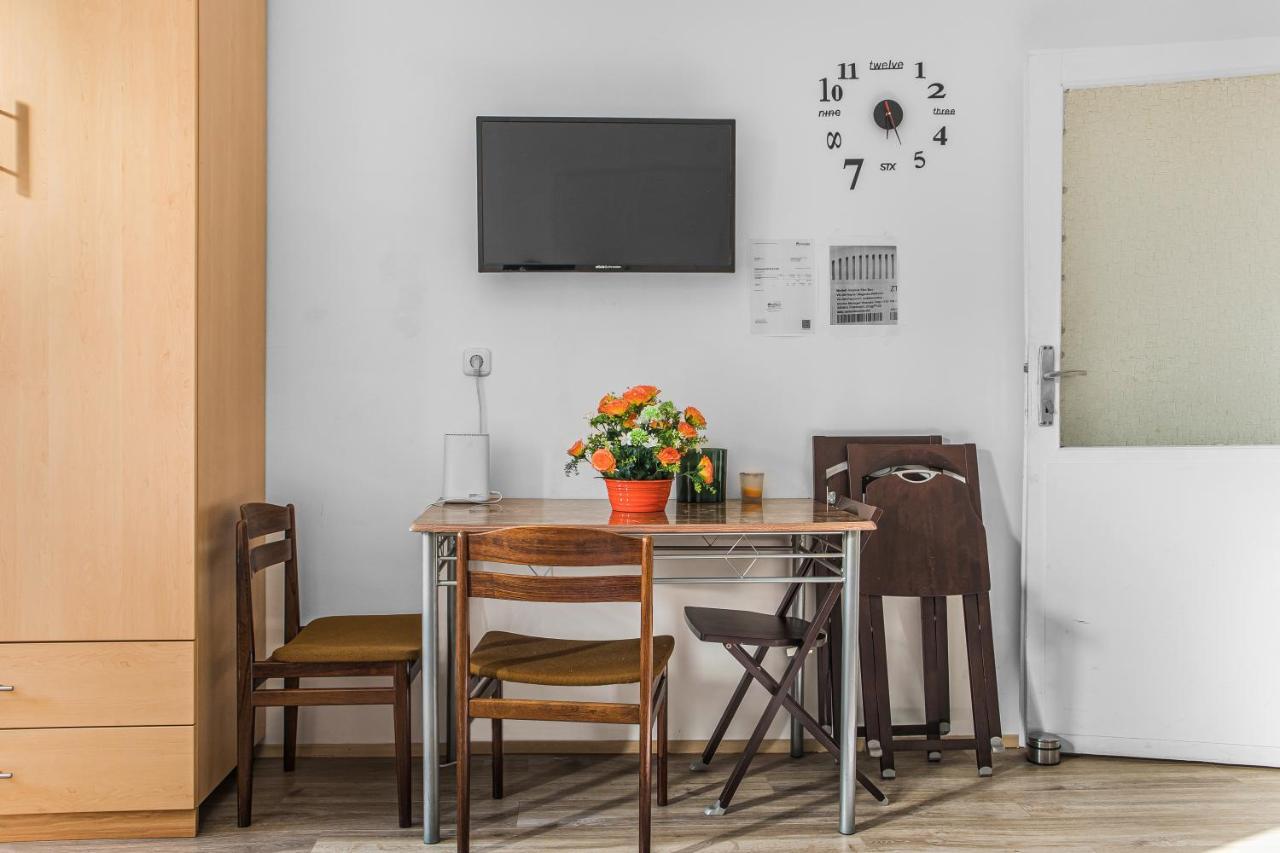 Cozy 1Br Apt. Near Millenium Tower & Danube River Apartment Виена Екстериор снимка